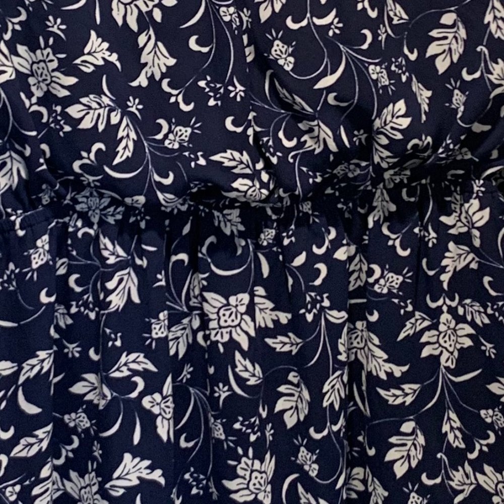 Floral Express Dress - Picture 5 of 7